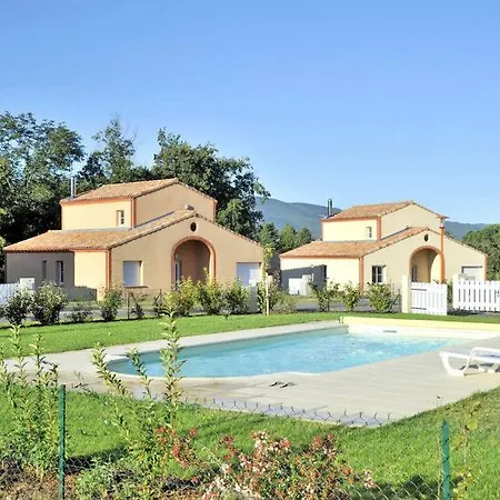 Pont-de-larn Sleeps 4 Pool Wifi Vakantiehuis *